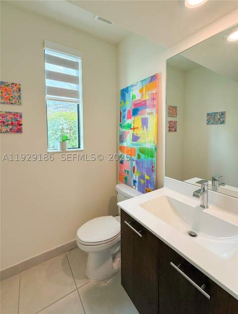 4654 NW 84th Ave, Doral FL - photo 11 of 63