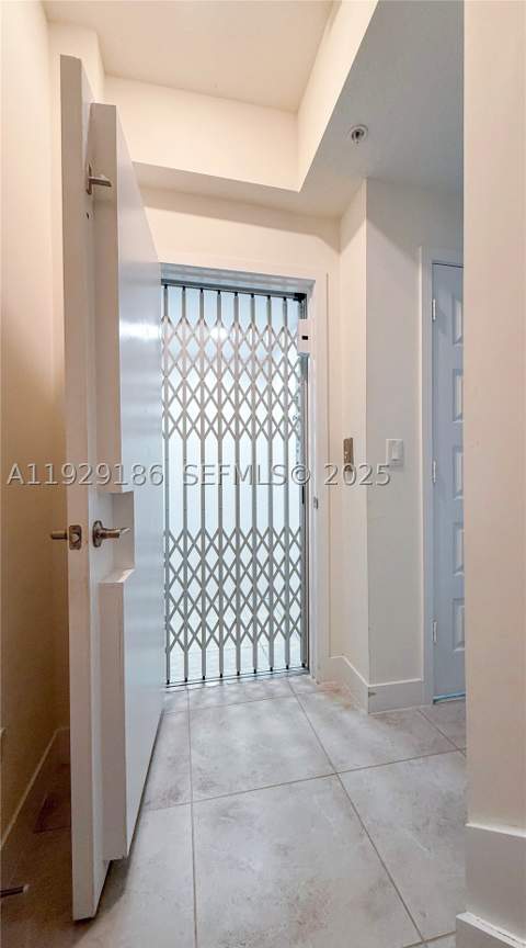 4654 NW 84th Ave, Doral FL - photo 12 of 63