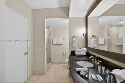 18001 Collins Ave 2101, Sunny Isles Beach FL - photo 23 of 35