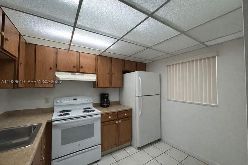 2 bedroom Condominium at 19701 SW 114th Ave 269-14, Point South Condo, Miami — photo 2