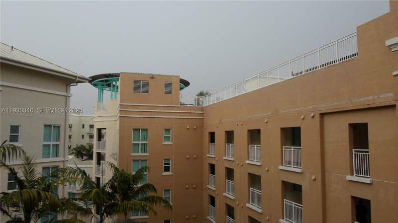 2 bedroom Condominium at 7275 SW 90th Way G 611, Downtown Dadeland, Miami — photo 4