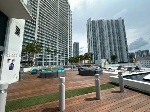 92 SW 3rd St 1408, Miami FL - photo 14 of 15