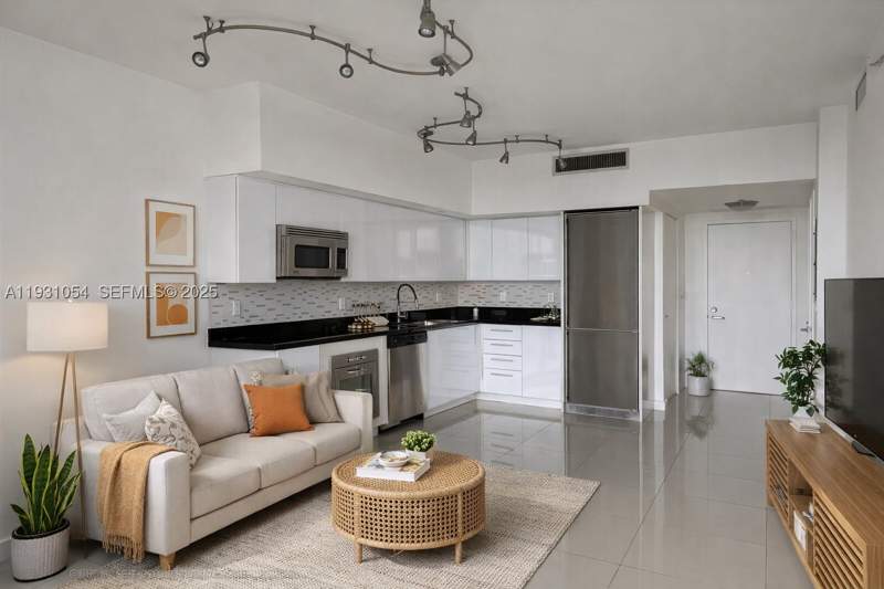1 bedroom Condominium at 92 SW 3rd St 1408, Mint Condo, Miami — photo 2