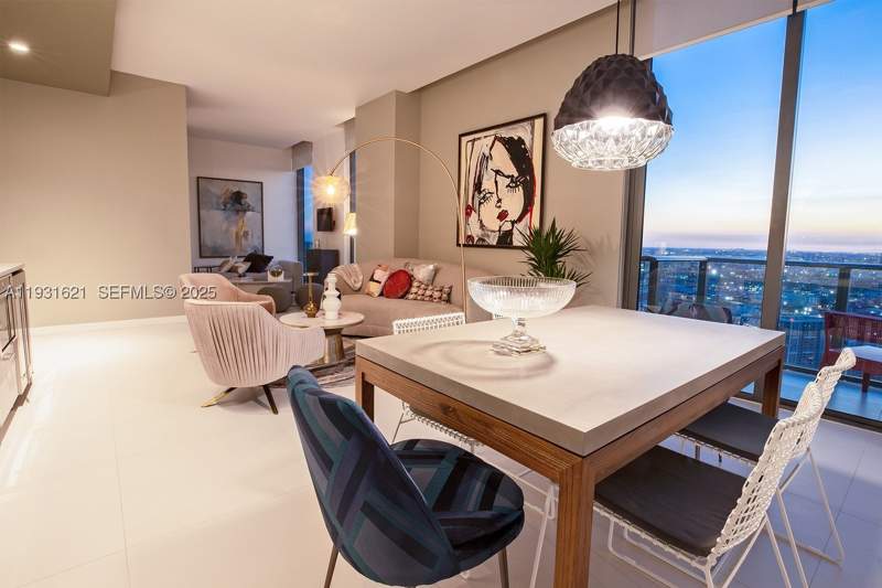 1 bedroom Condominium at 501 NE 31st St Ph4405, Paraiso Bayviews Condo, Miami — photo 2