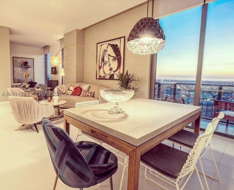 1 bedroom Condominium at 501 NE 31st St Ph4405, Paraiso Bayviews Condo, Miami — photo 4