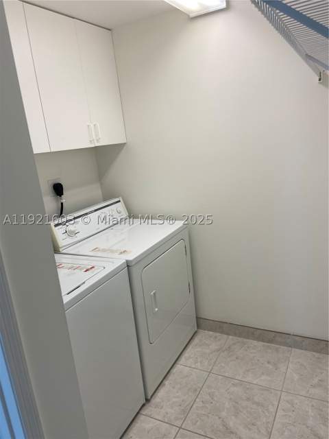 3370 Hidden Bay Dr 1914, Aventura FL - photo 16 of 18