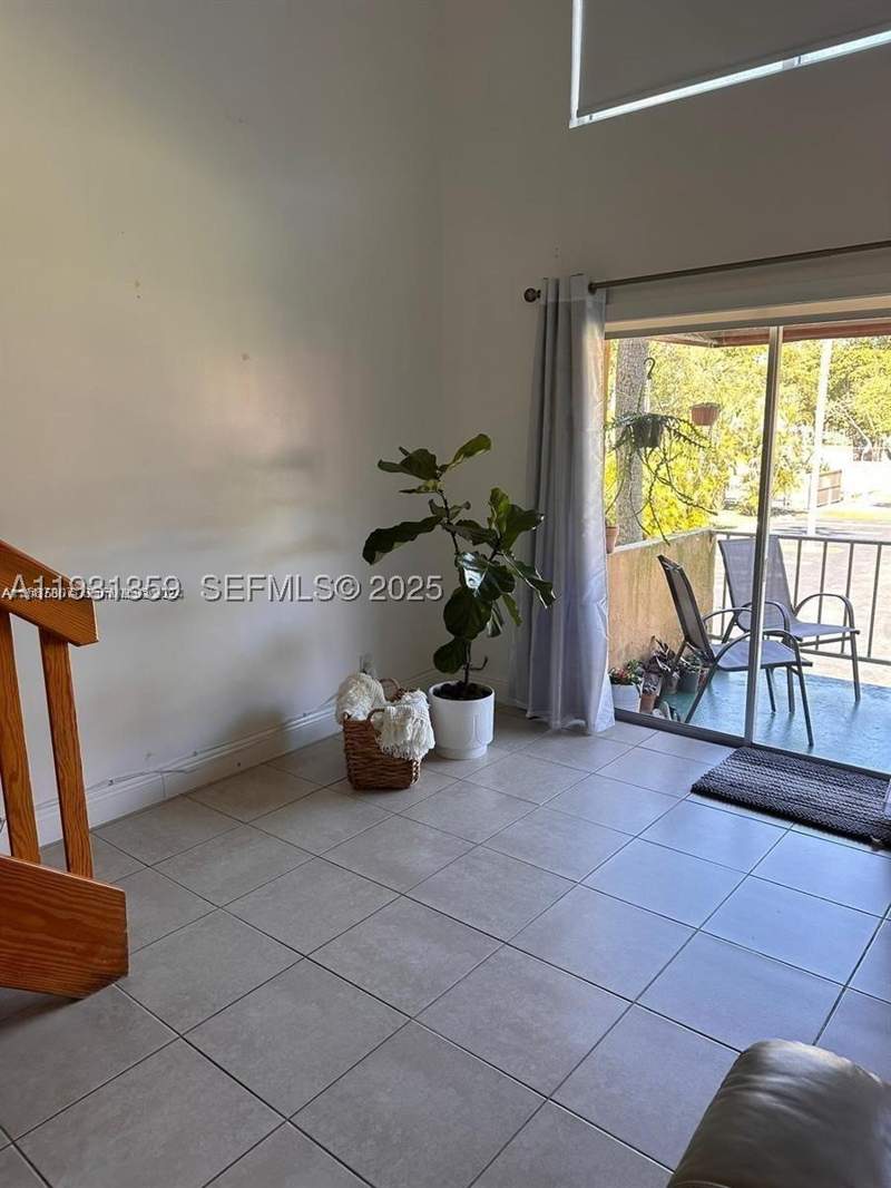 1 bedroom Condominium at 18101 NW 68th Ave C202, Venetian Gardens At Count, Hialeah — photo 5