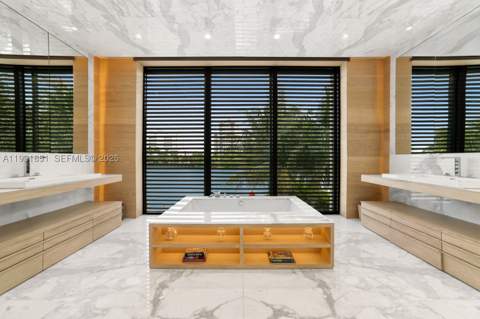 6411 Allison Rd, Miami Beach FL - photo 15 of 51