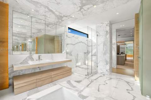 6411 Allison Rd, Miami Beach FL - photo 17 of 51