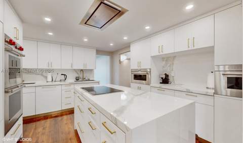 10155 Collins Ave 410, Bal Harbour FL - photo 12 of 38