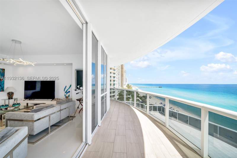 3 bedroom Condominium at 16001 Collins Ave 701, Tdr Tower I Condo, Sunny Isles Beach — photo 3