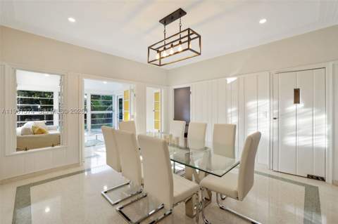 3760 Royal Palm Ave, Miami Beach FL - photo 12 of 47