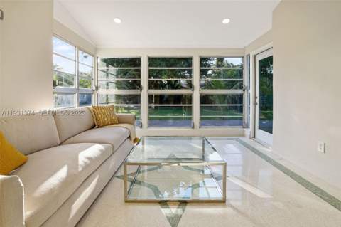 3760 Royal Palm Ave, Miami Beach FL - photo 16 of 47