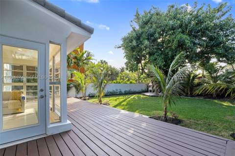 3760 Royal Palm Ave, Miami Beach FL - photo 18 of 47
