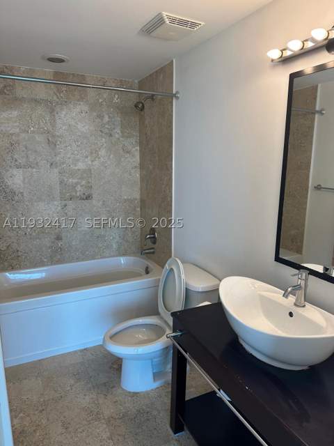 350 S Miami Ave 2913, Miami FL - photo 10 of 15