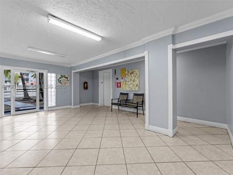 1655 W 44th Pl 448, Hialeah FL - photo 19 of 25