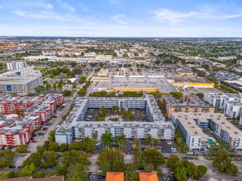 1655 W 44th Pl 448, Hialeah FL - photo 21 of 25