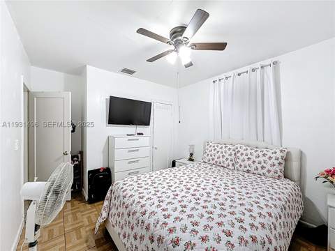 1860 NW 127th St, Miami FL - photo 22 of 48