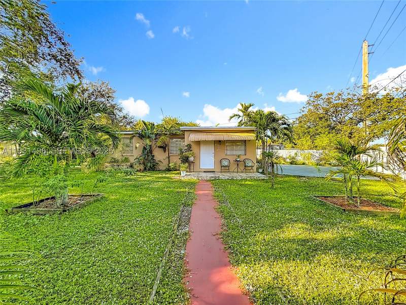 3 bedroom SingleFamilyResidence at 1860 NW 127th St, Randall Park, Miami — photo 4