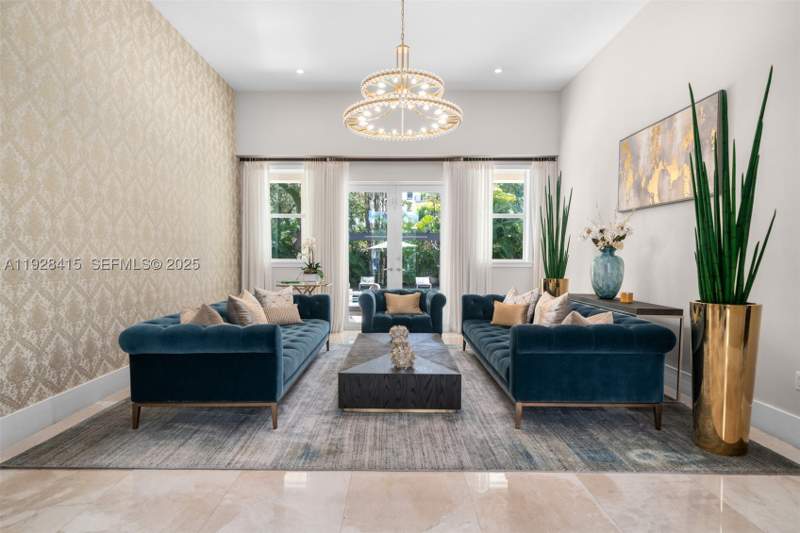 4 bedroom SingleFamilyResidence at 7222 SW 79th Ter, Sleep Hollow Amended, Miami — photo 3
