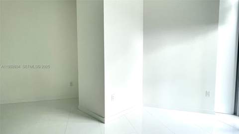 851 NE 1st Ave 412, Miami FL - photo 6 of 70