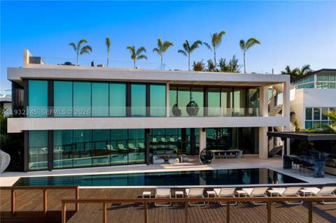 1413 N Venetian Way, Miami FL - photo 7 of 68