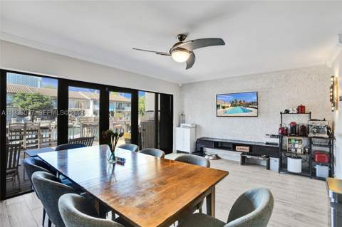 16478 NE 27th Pl 34, Eastern Shores FL - photo 10 of 57