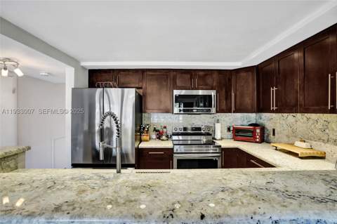 16478 NE 27th Pl 34, Eastern Shores FL - photo 14 of 57