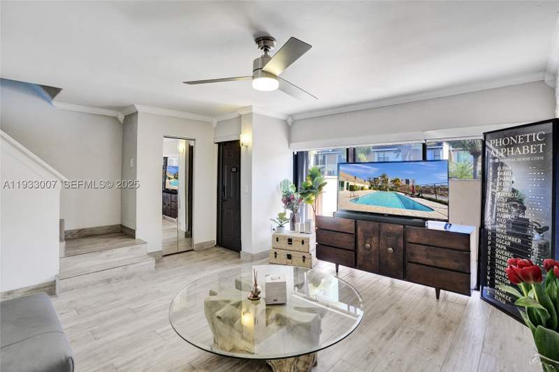 2 bedroom Townhouse at 16478 NE 27th Pl 34, Leeward Point, Eastern Shores — photo 5