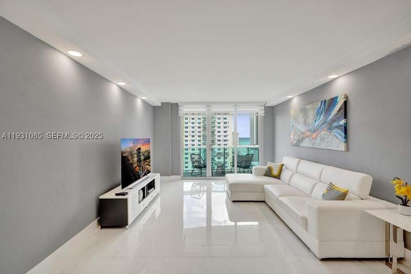 2 bedroom Condominium at 19380 Collins Ave 1104, Oceanview Building B Cond, Sunny Isles Beach — photo 2