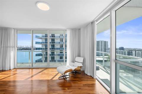665 NE 25th St 1801, Miami FL - photo 20 of 48
