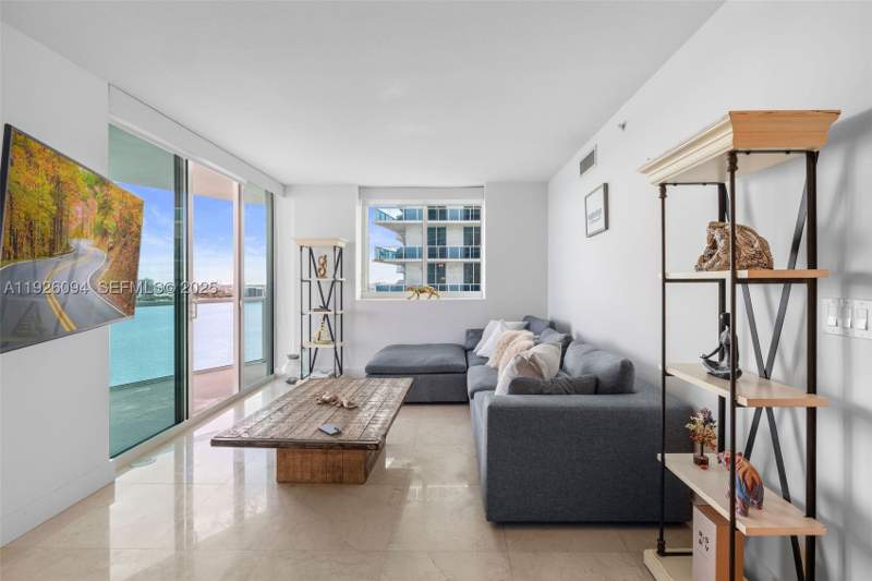 2 bedroom Condominium at 665 NE 25th St 1801, Onyx On The Bay Condo, Miami — photo 5