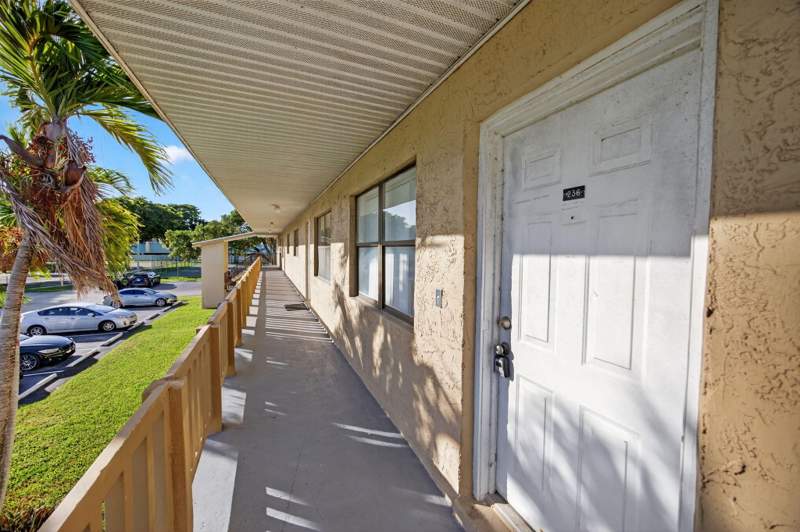 2 bedroom Condominium at 10350 SW 220th Street 236, Cutler Creek Village Condo, Cutler Bay — photo 3