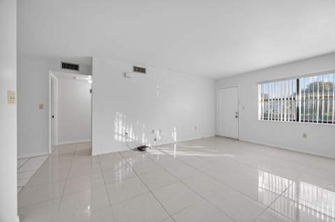 10350 SW 220th Street 236, Cutler Bay FL - photo 8 of 34