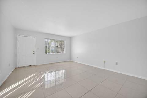 10350 SW 220th Street 236, Cutler Bay FL - photo 9 of 34