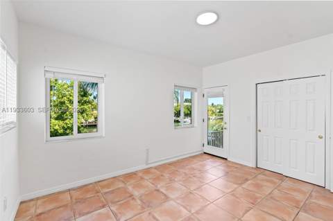 1925 Calais Drive 6, Miami Beach FL - photo 17 of 35