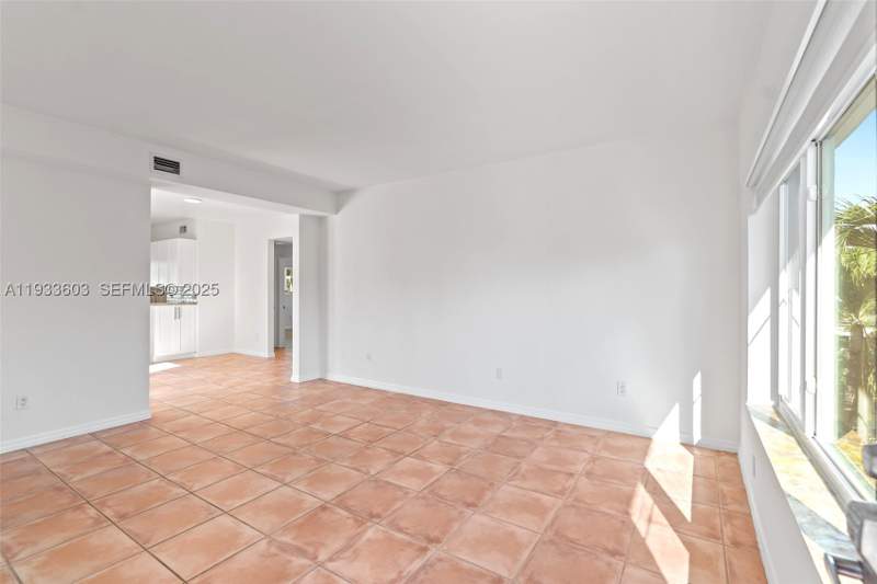 3 bedroom Condominium at 1925 Calais Drive 6, 1925 Calais Drive A Condo, Miami Beach — photo 3