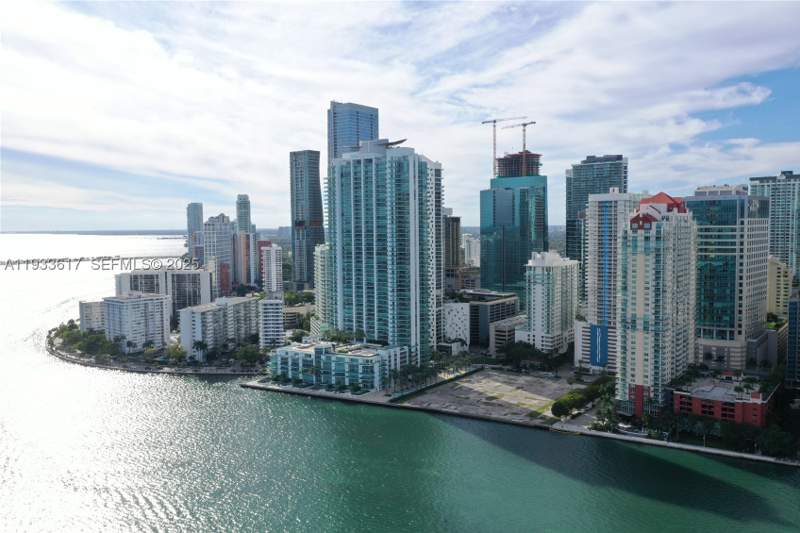 2 bedroom Condominium at 1331 Brickell Bay Dr 1609, Jade At Brickell Bay Drive, Miami — photo 4