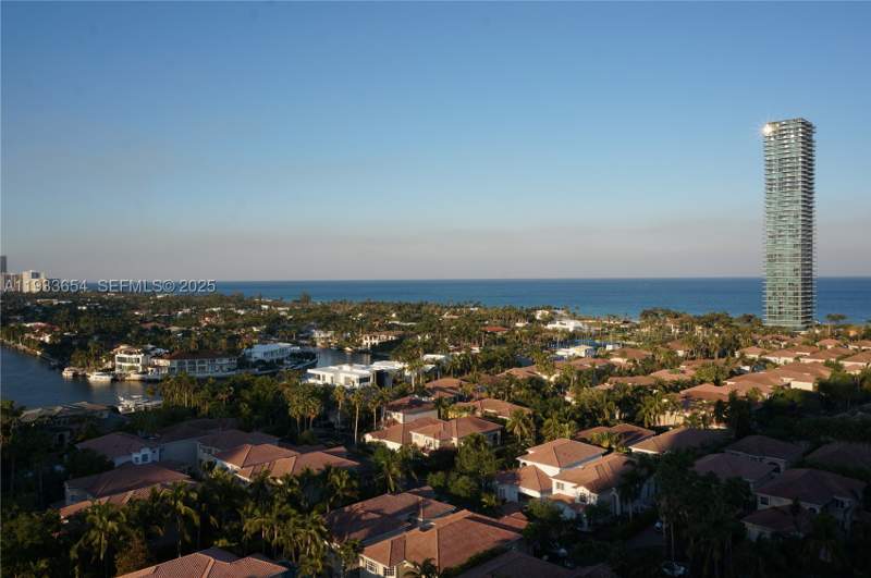 2 bedroom Condominium at 19390 Collins Ave Ph-26, Oceanview Building A Cond, Sunny Isles Beach — photo 4