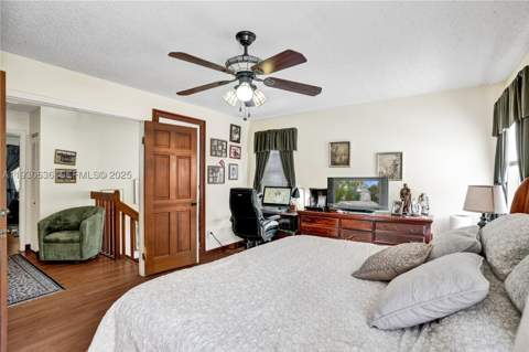 11728 SW 118th Ter, Miami FL - photo 12 of 31