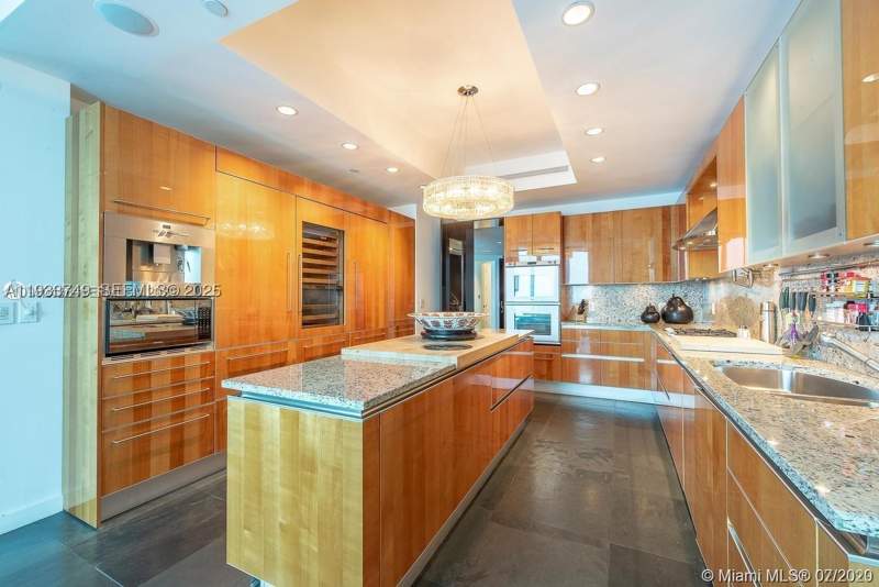 3 bedroom Condominium at 16051 Collins Ave 1503, Turnberry Ocean Colony, Sunny Isles Beach — photo 4