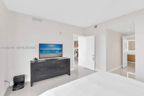 2960 NE 207 St 810, Aventura FL - photo 10 of 46