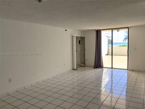 1623 Collins Ave 218, Miami Beach FL - photo 7 of 30