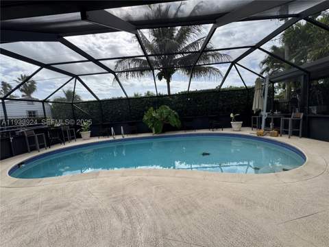 9300 SW 192nd Dr, Cutler Bay FL - photo 16 of 26