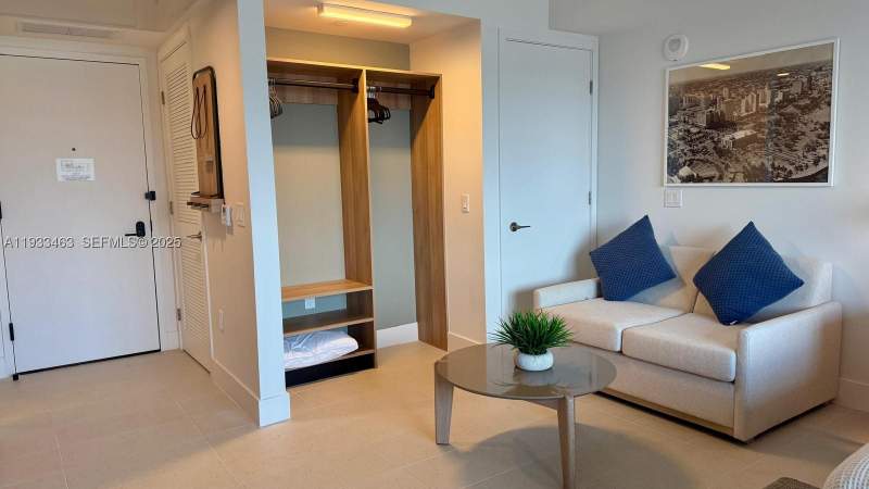 0 bedroom Condominium at 159 NE 6th St 4010, Gale Residences, Miami — photo 3