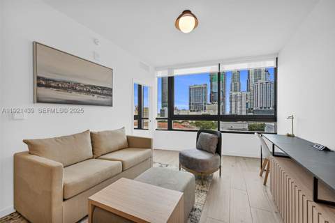 225 N Miami Avenue 901, Miami FL - photo 11 of 53