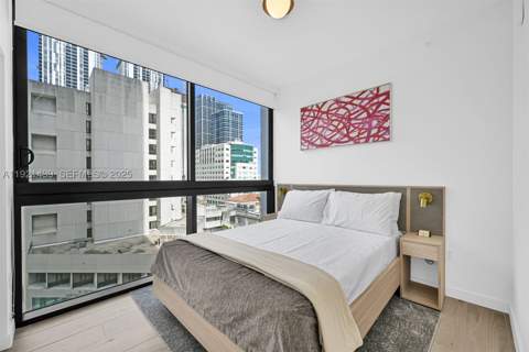 225 N Miami Avenue 901, Miami FL - photo 19 of 53