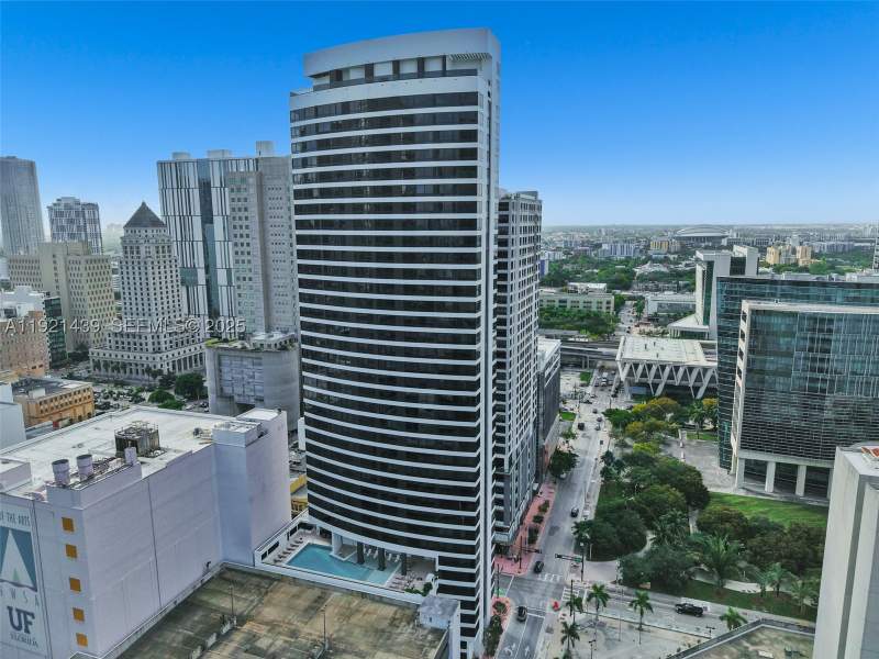 2 bedroom Condominium at 225 N Miami Avenue 901, Miami North, Miami — photo 4
