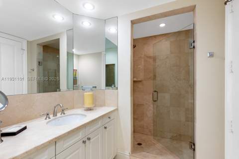 10295 Collins Ave 803, Bal Harbour FL - photo 17 of 36