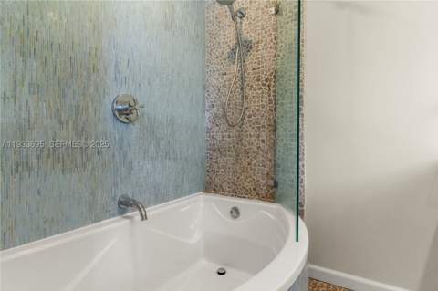 1605 Euclid Ave A1, Miami Beach FL - photo 13 of 22